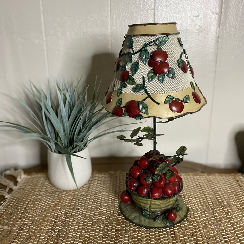 Vintage Apple Tealight lamp